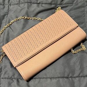 Elegant Pink and Gold Chain Strap Women's Bag